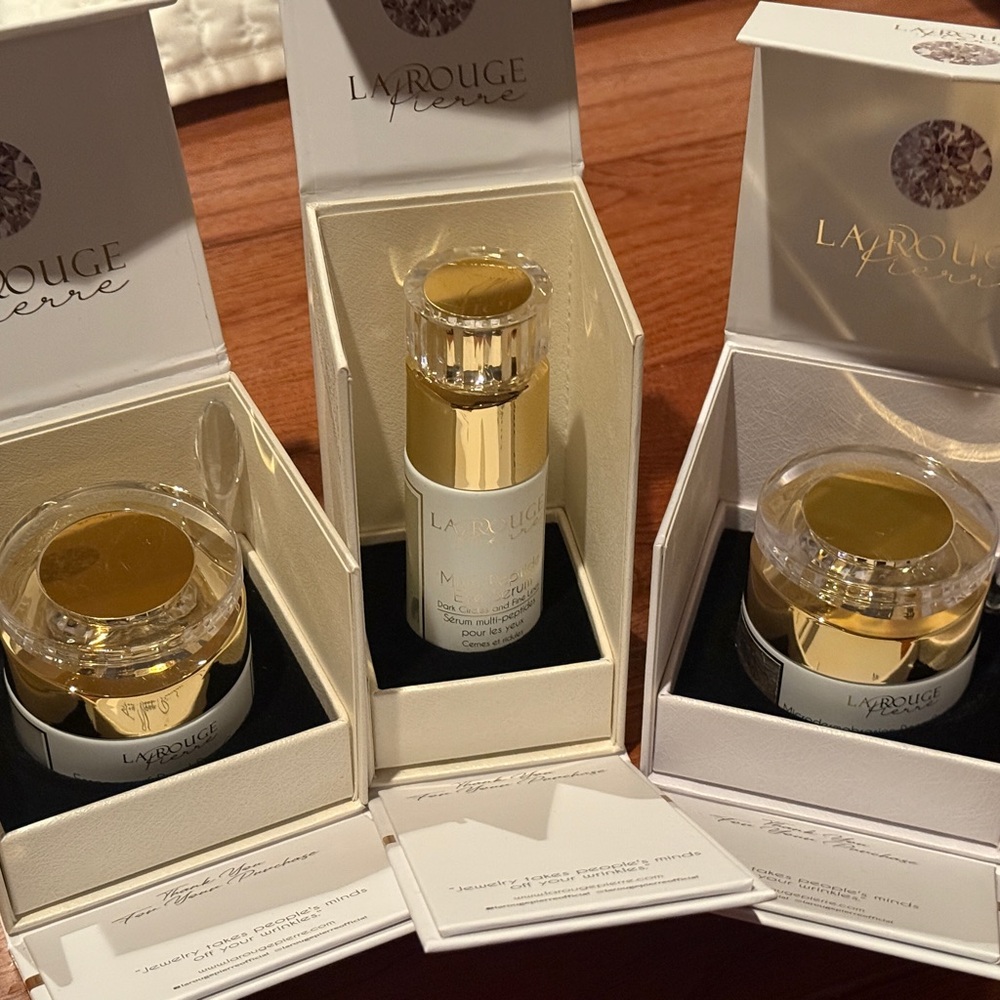 Skincare Set - Gold and White